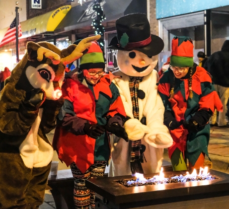 Reindeer Snowman elves in costume